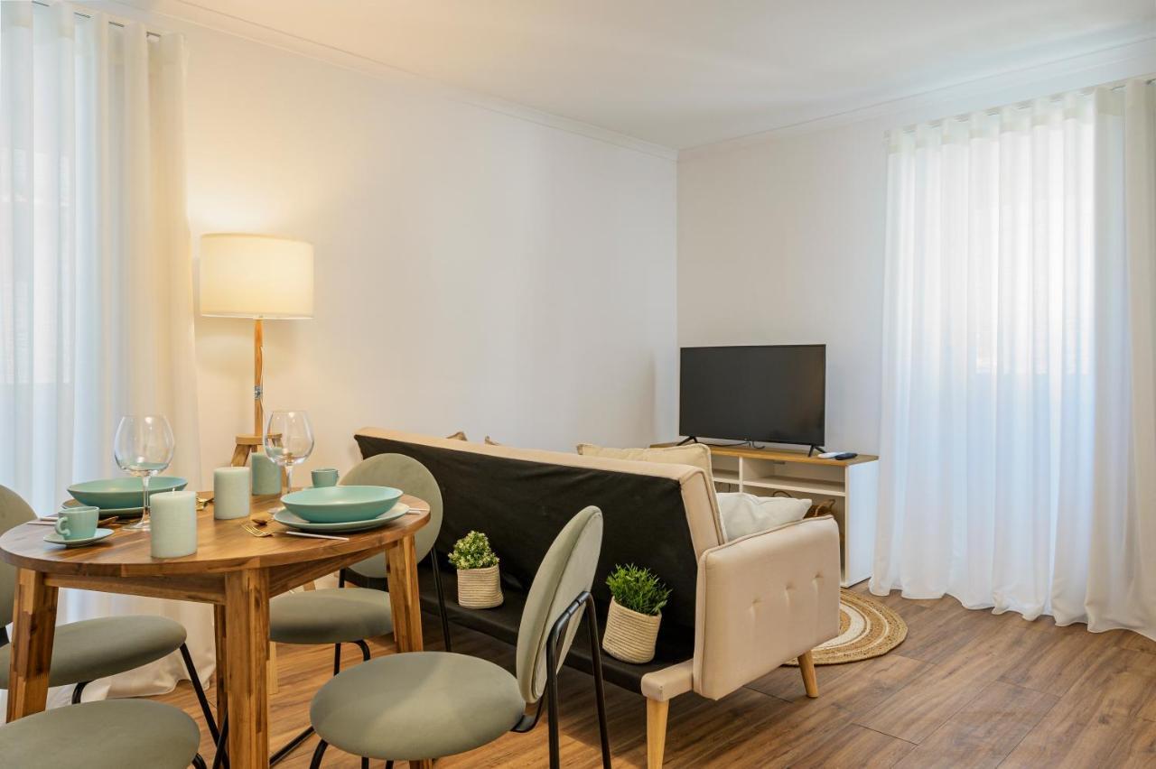 Chalet Marias - Parede Beach Apartments Kültér fotó