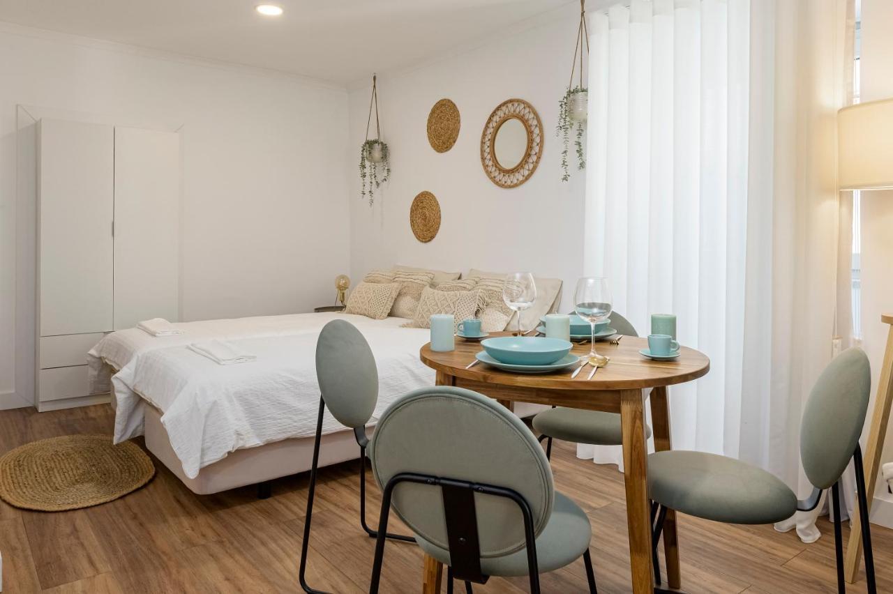 Chalet Marias - Parede Beach Apartments Kültér fotó