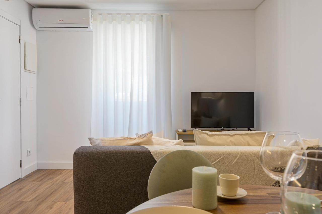 Chalet Marias - Parede Beach Apartments Kültér fotó