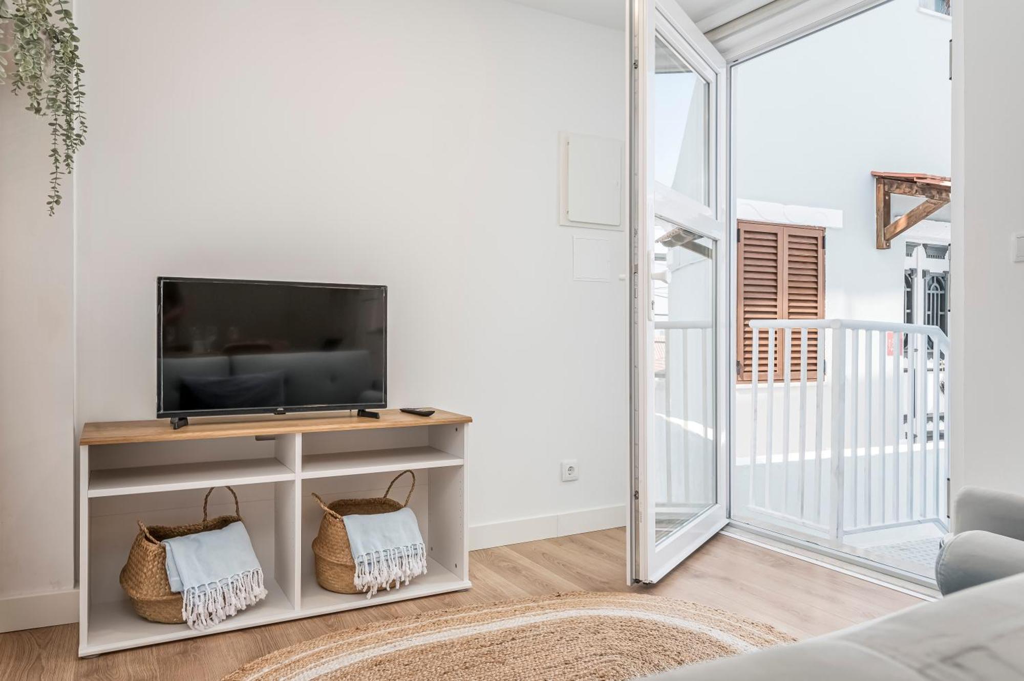 Chalet Marias - Parede Beach Apartments Kültér fotó