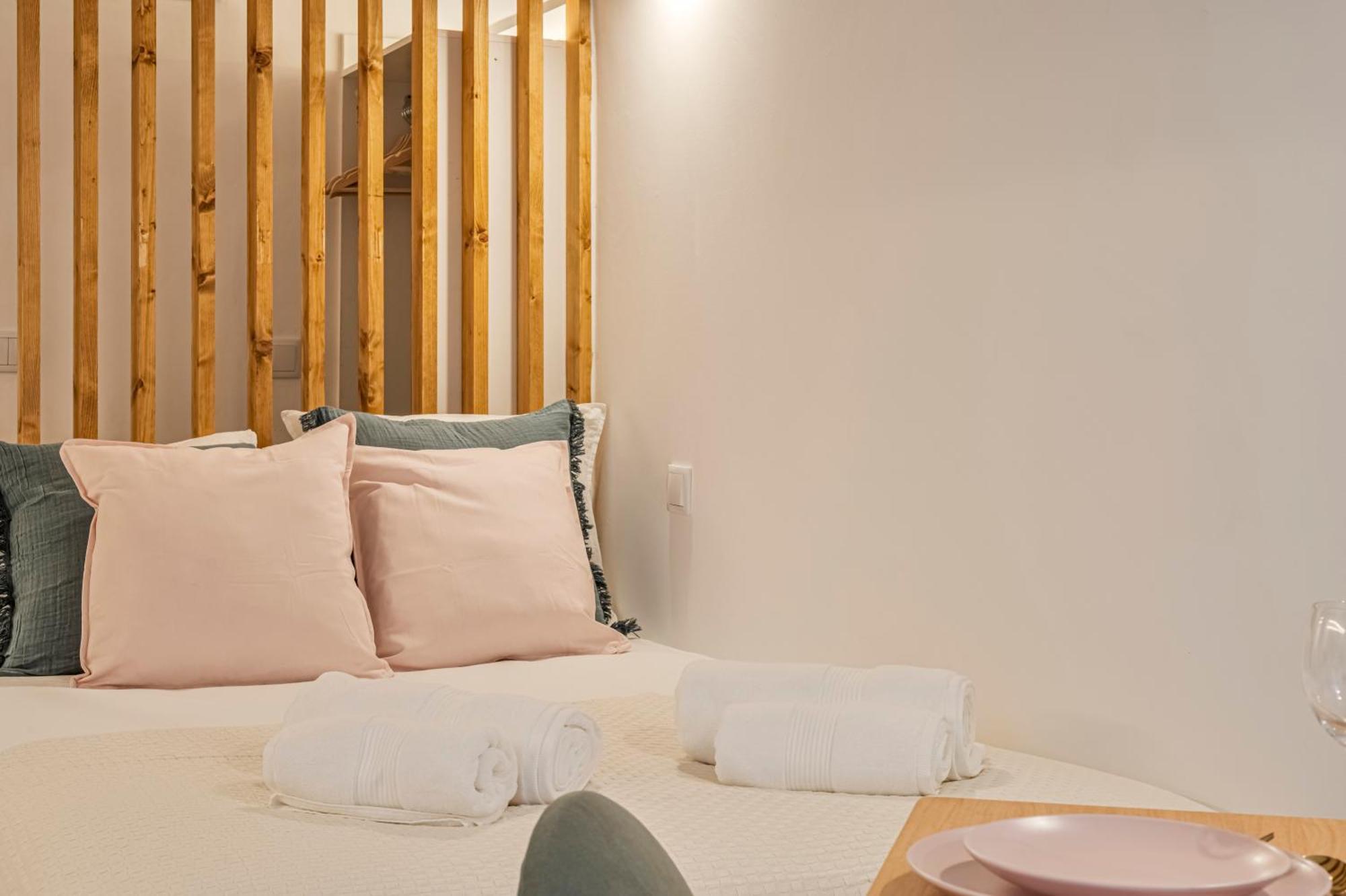 Chalet Marias - Parede Beach Apartments Kültér fotó
