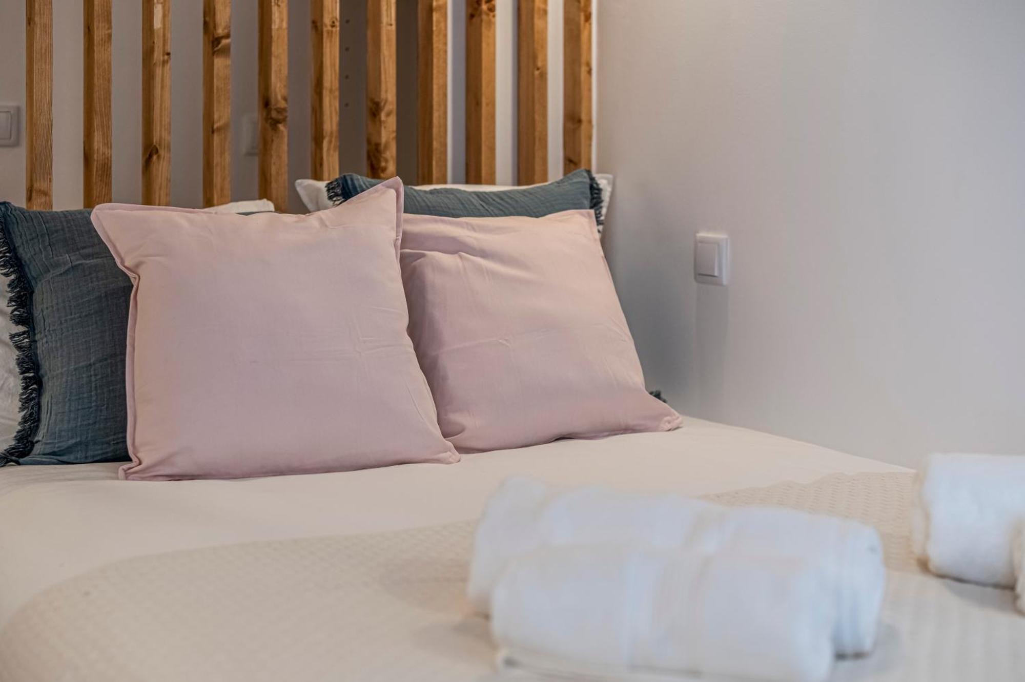 Chalet Marias - Parede Beach Apartments Kültér fotó